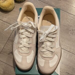 PUMA Women's Beige and White Sneakers